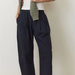 Kyra Poplin Barrel Leg Pant with Elastic Waist